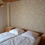 Landgasthaus Krone In St. Johann *